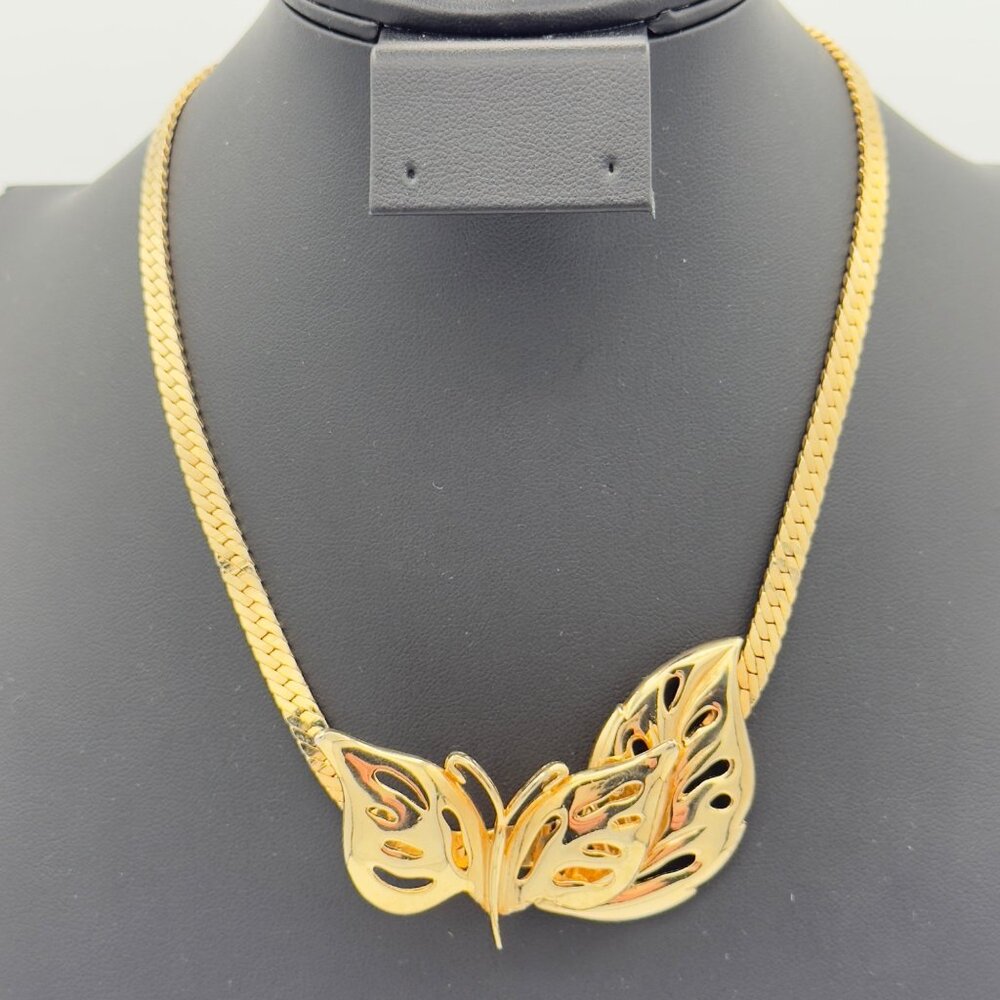 Vintage Gold-Tone Butterfly & Leaf Necklace With Textured Chain 16"